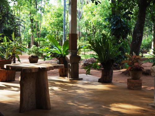 Hostal Thilina Home Stay