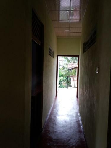Talalla Sea Anemone Hotel