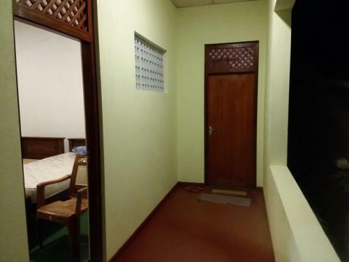 Talalla Sea Anemone Hotel