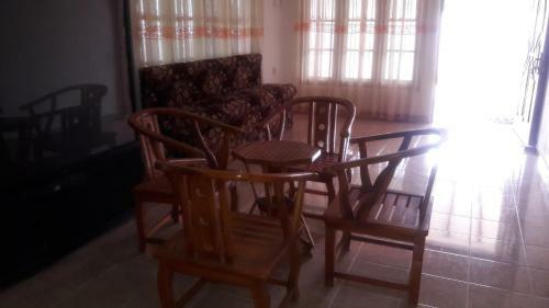 Hostal Induwara Guesthouse