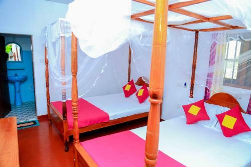 Hostal Mallika Guest House