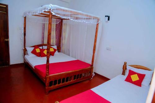 Hostal Mallika Guest House