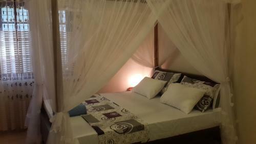 Hostal Golden Beach Resort