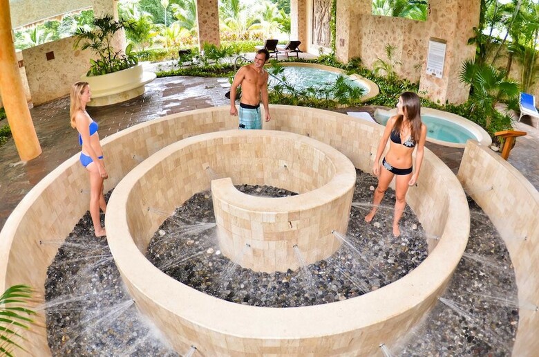 Hotel Grand Palladium Kantenah Resort & Spa