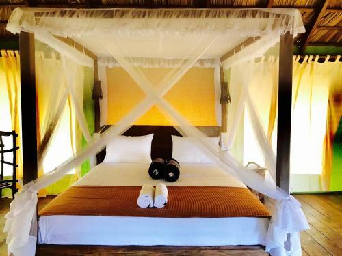 Hotel Yala Lake View Cabanas