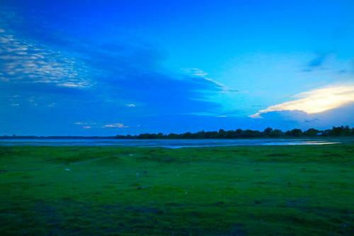 Hotel Yala Lake View Cabanas