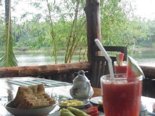 Hotel Yonan River Face Safari Resort