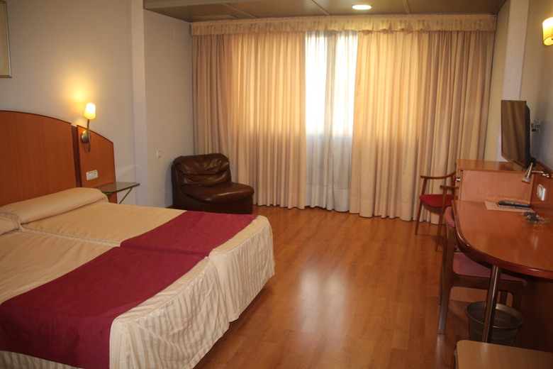 Hotel Reconquista