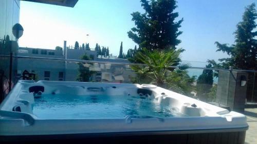 Alana Royal Hotel