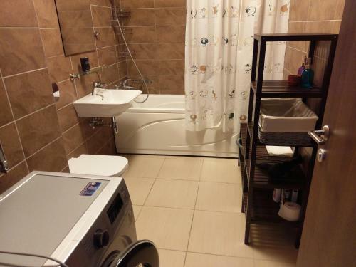 Happy Place Apartments Krit