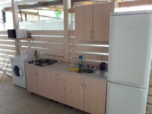 Hostal Guest House Lesana