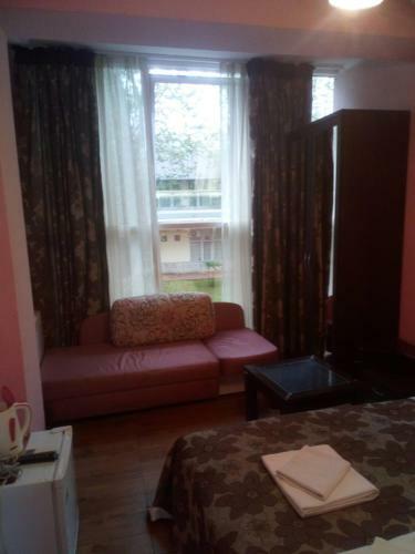 Hostal Guesthouse Aragats