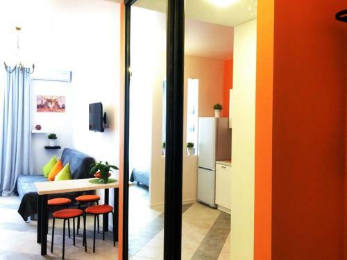 Apartment Orange