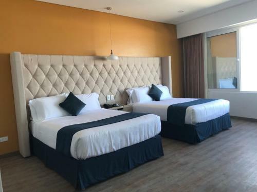 Hotel Acantilados