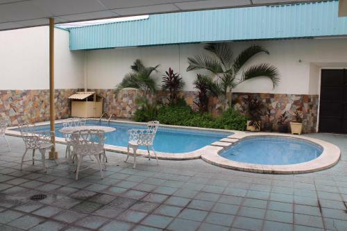 Hotel Continental Plaza