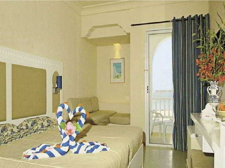 Hotel Calimera Yati Beach
