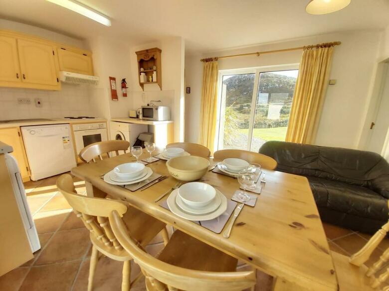 No3 Ballyconneely Cottage