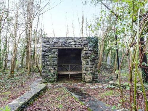 Dun Na Ron, Oughterard
