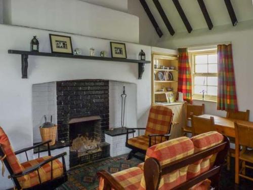 No. 9 Tipperary Thatched Cottages, Nenagh