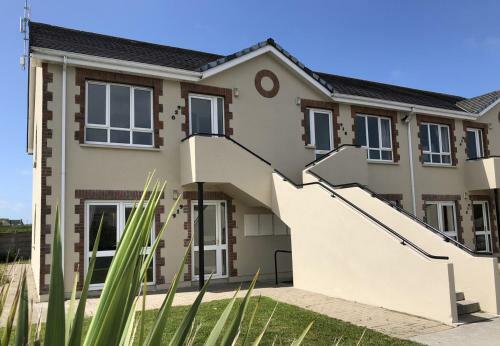 Kilkee Holiday Homes (gf - Sleeps 5)