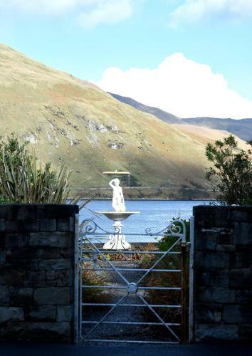 Lodge At Leenane Hotel
