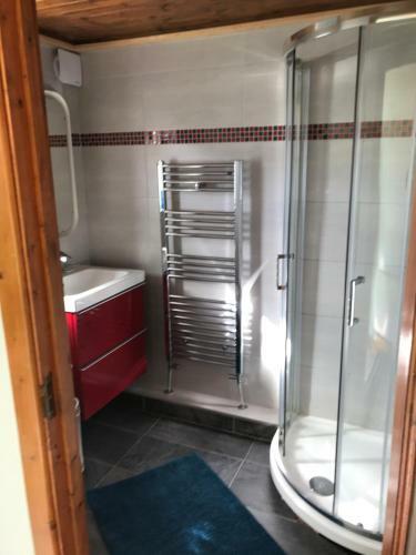 Green Lane Apartment