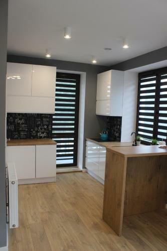 Wola Modern Apartments Black&white