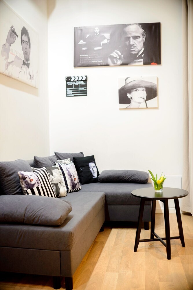 Nook Nook Apartments Dietla 66