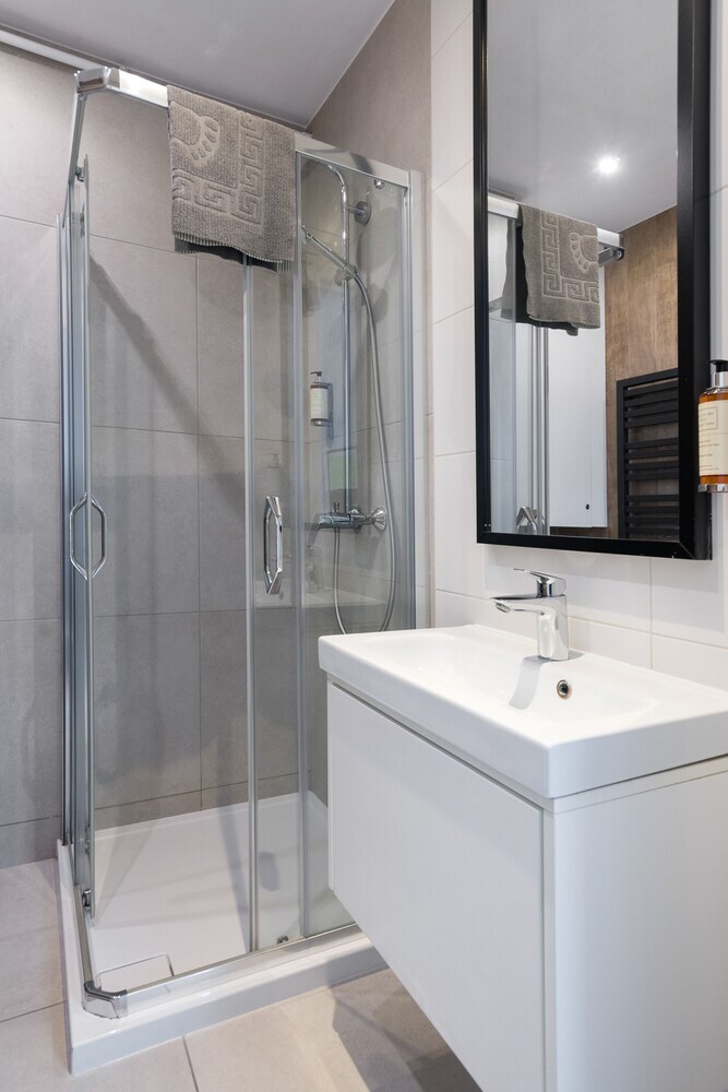 Nook Nook Apartments Dietla 66