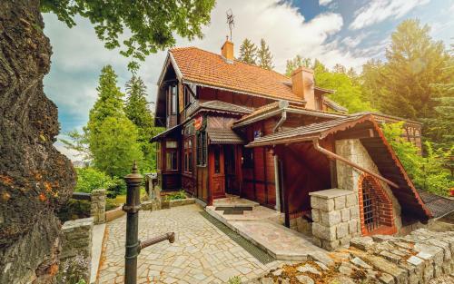 Hostal Apartamenty Everysky Willa Grota