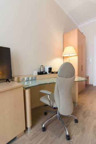 Brass Suites