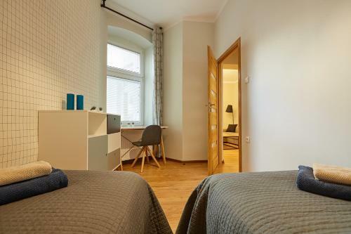 Piano Apartment