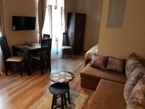 Apartamenty G?ogowska 35