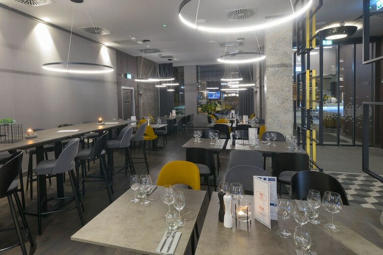 Hotel Hampton By Hilton Poznan Old Town