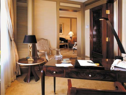 Hotel Kunlun