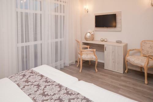 Hostal Dworek Bukowy Park