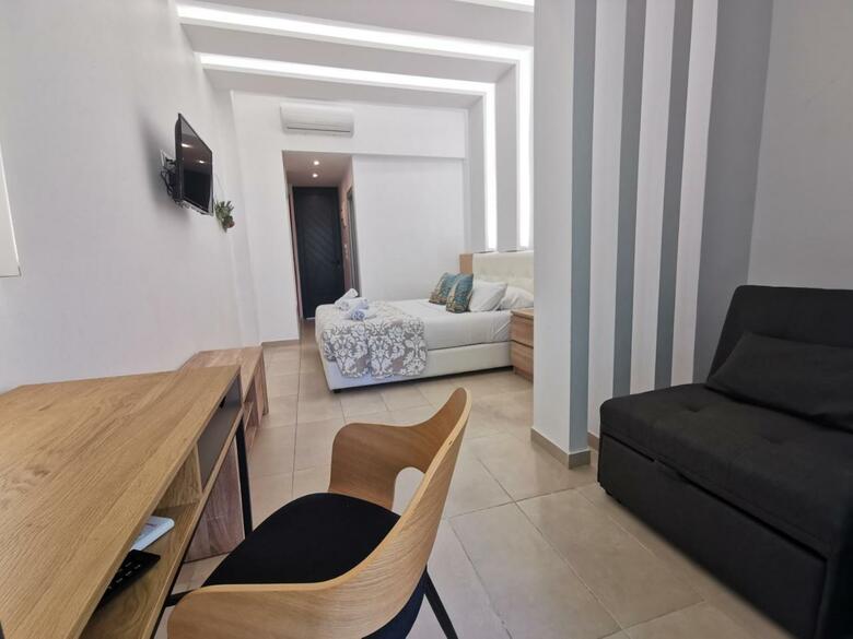 Hotel Studios Artemis