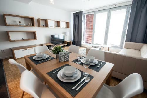 Apartament Ustro? Zeta