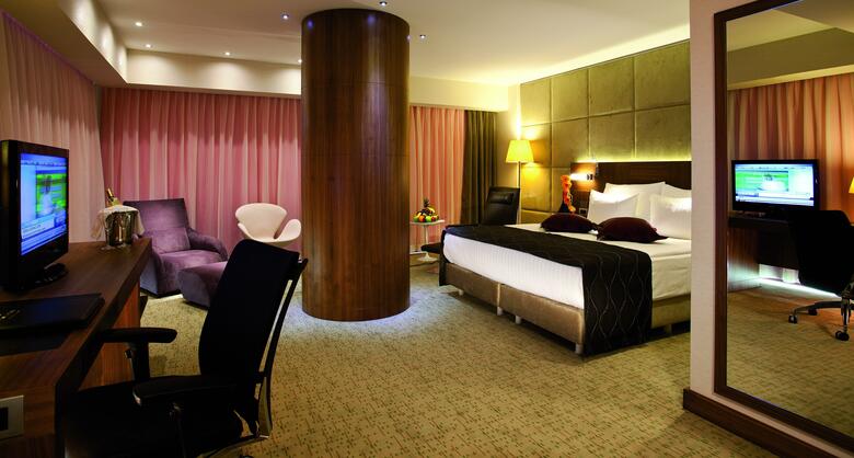 Hotel Crowne Plaza Istanbul Harbiye