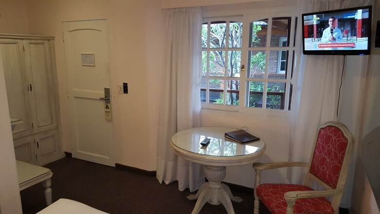 Centuria Hotel Buenos Aires