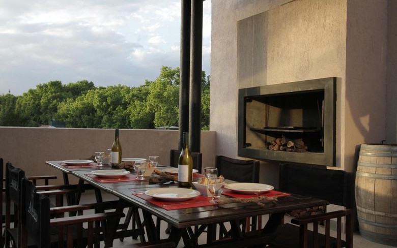 Plaza Paradiso Petit Hotel