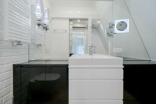 Rentplanet - Apartamenty ?aciarska