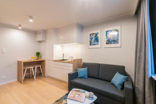 Q17 Apartments