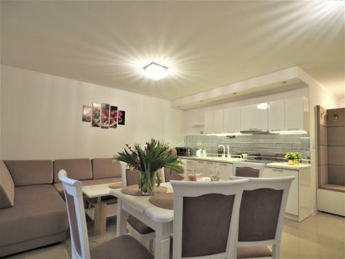 Vip Apartamenty Folk Residence