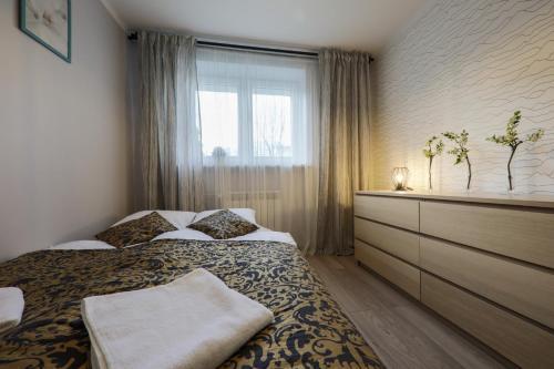 Rentplanet - Apartment With Mountain View