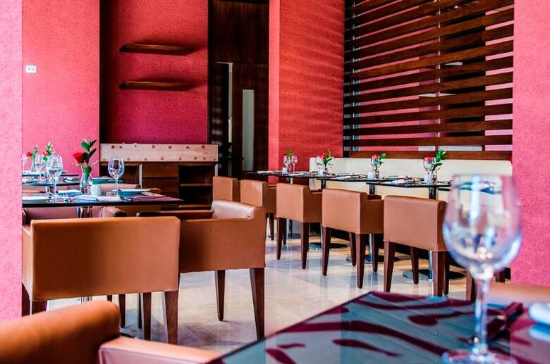 Hotel Chic� 97
