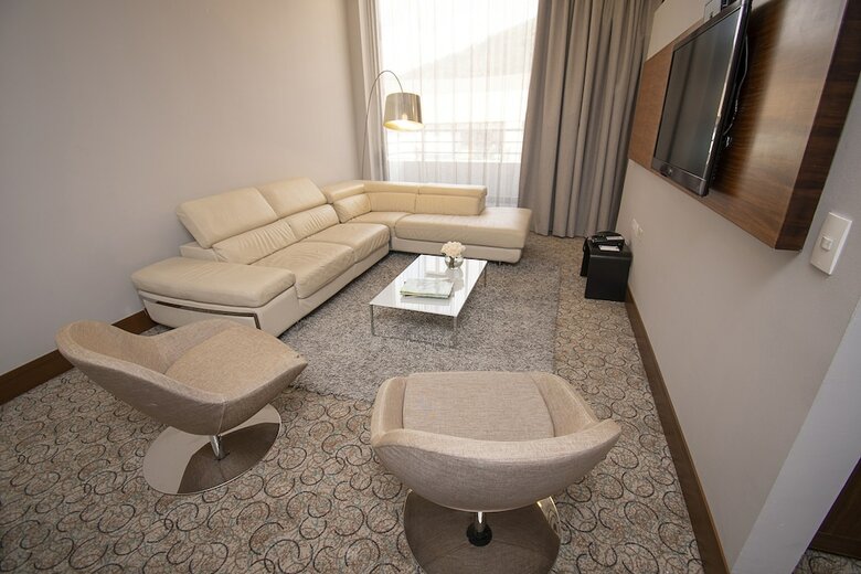 Hotel Doubletree Parque 93 By Hilton