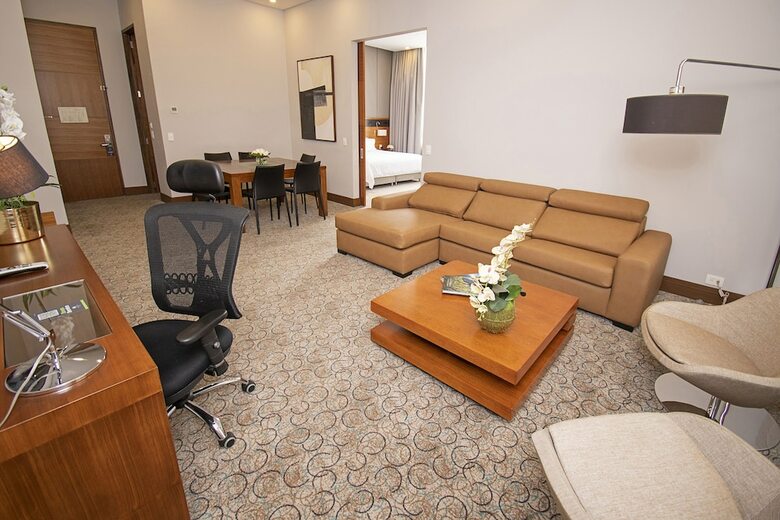 Hotel Doubletree Parque 93 By Hilton
