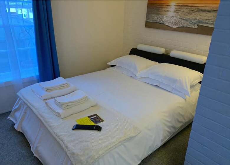 Hostal Your Abingdon Stay