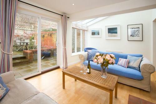 67 Pebble Cottage